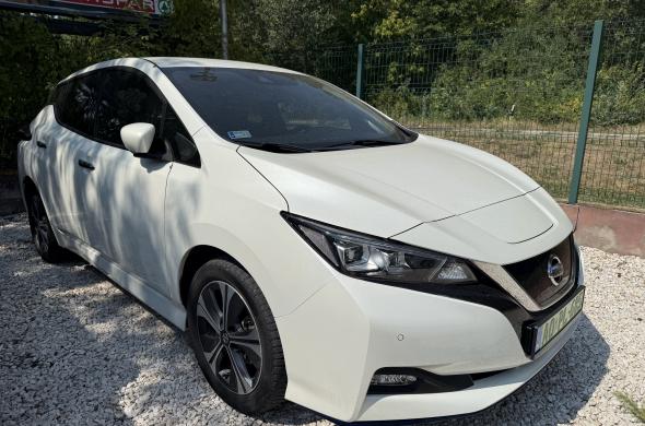NISSAN  N-Connecta e+ 62 kWh